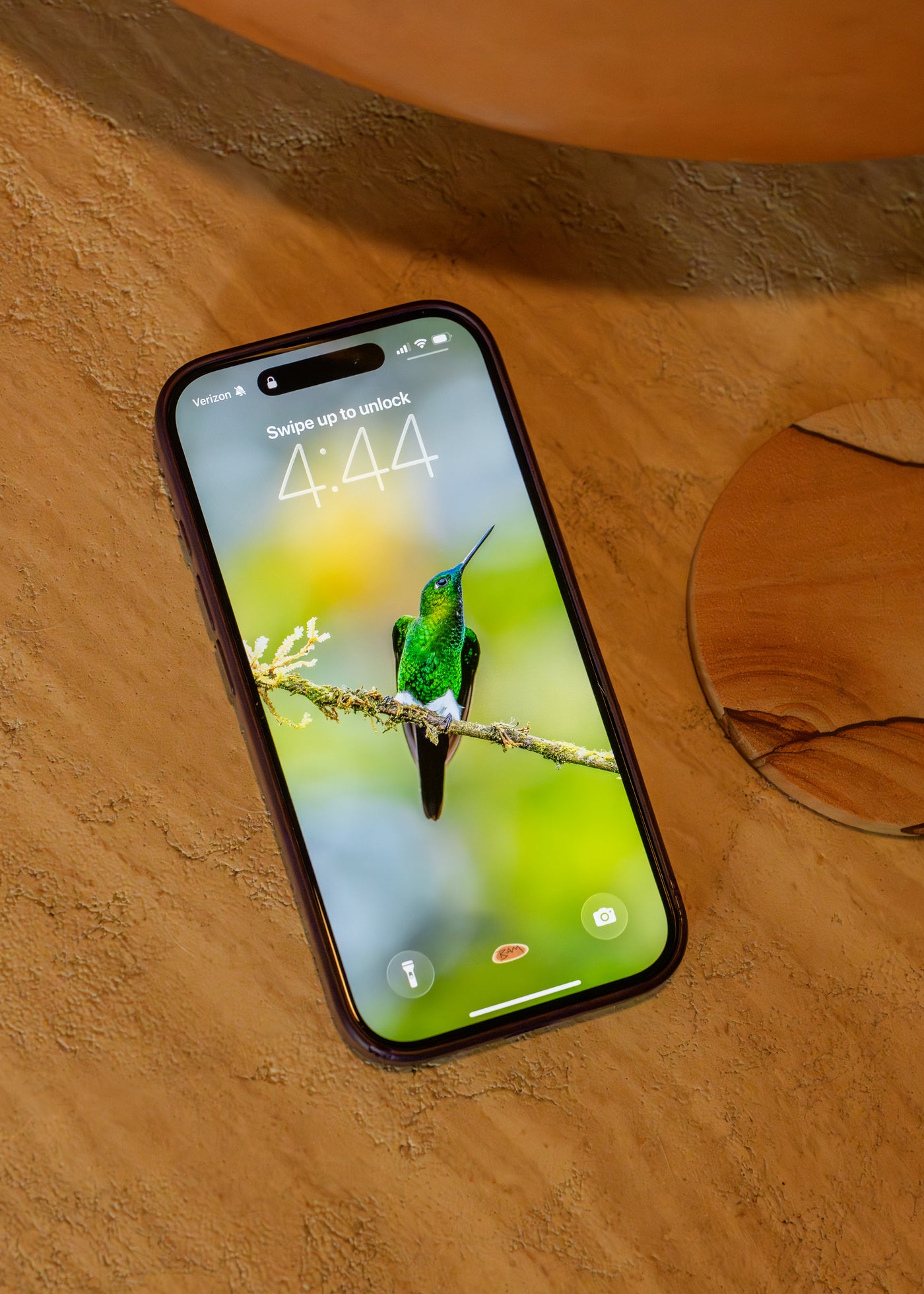 Digital Wallpaper displayed on a phone